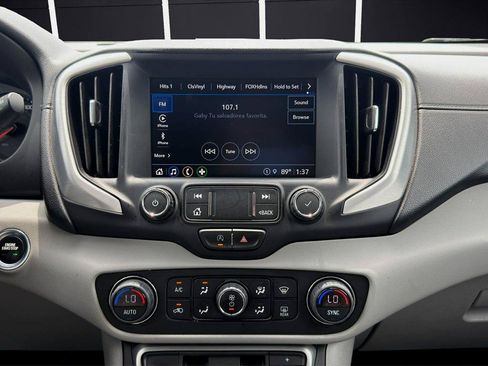 Used 2022 GMC Terrain SLT AWD/4WD image 16