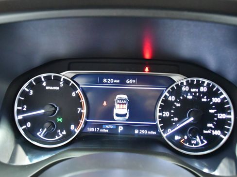 Used 2023 Nissan Rogue SV AWD/4WD image 17