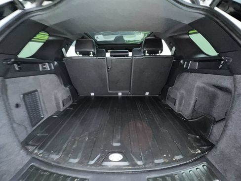 Used 2020 Land Rover Discovery Sport SE R-Dynamic AWD/4WD image 16