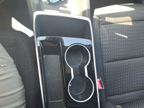 Used 2025 Chevrolet Equinox LT image 20