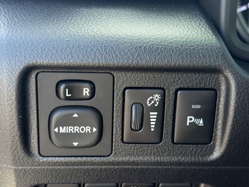 Used 2014 Toyota 4Runner Limited w/ Convenience Package AWD/4WD image 32