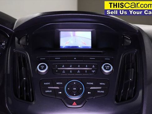 Used 2015 Ford Focus SE FWD image 18
