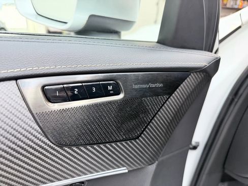 Used 2019 Volvo XC90 T5 R-Design w/ Advanced Package image 17