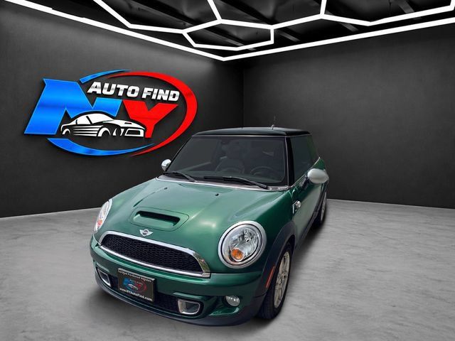 Used 2013 MINI Cooper S FWD image 1