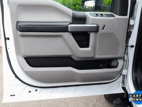 Used 2017 Ford F550 2WD Crew Cab Super Duty image 14