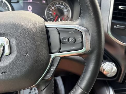 Used 2023 RAM 1500 Laramie AWD/4WD image 12
