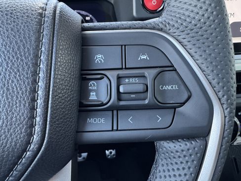 Used 2025 Toyota Tacoma TRD Sport w/ TRD Sport Premium Package AWD/4WD image 17