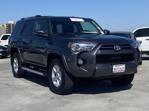 Certified 2023 Toyota 4Runner SR5 Premium w/ Moonroof Package image 2
