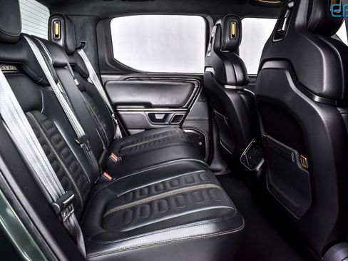 Used 2023 Rivian R1T Adventure image 20