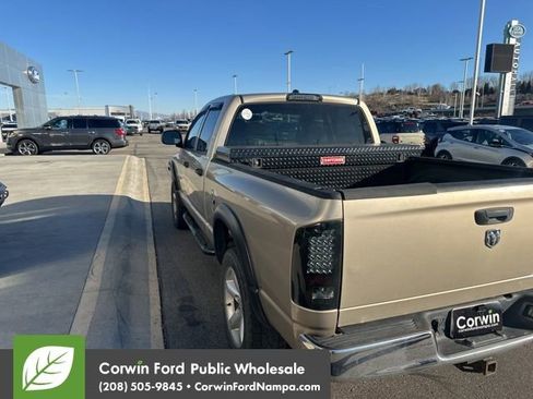 Used 2005 Dodge Ram 1500 Truck SLT image 9