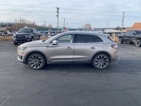 Used 2019 Lincoln Nautilus Reserve image 2