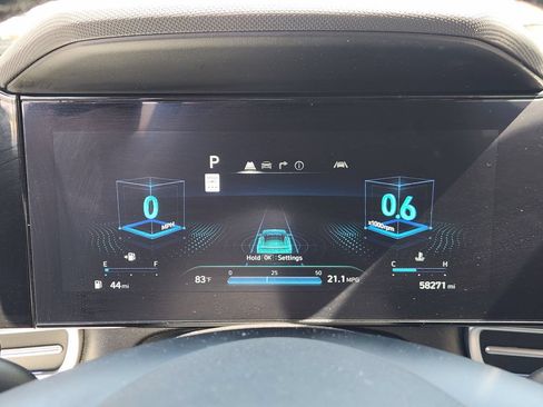 Used 2024 Hyundai Elantra Limited FWD image 12