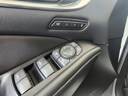 Used 2019 Buick Enclave Avenir FWD image 15