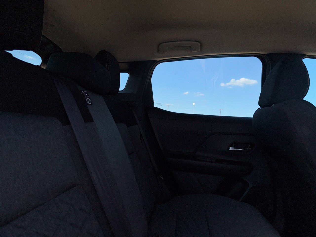 Used 2026 Nissan Kicks SV w/ Cold Weather Package FWD image 39