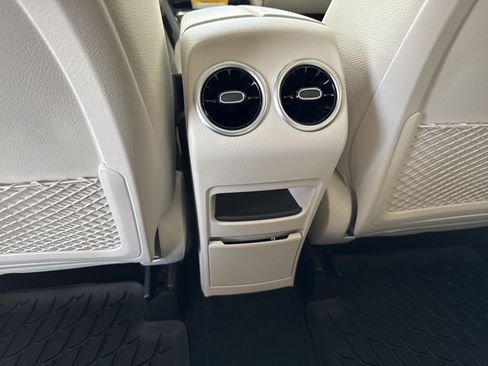 New 2026 Mercedes-Benz GLB 250 image 31