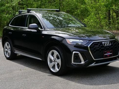 Used 2023 Audi Q5 2.0T Premium Plus w/ Premium Plus Package AWD/4WD image 4