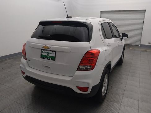 Used 2020 Chevrolet Trax LS w/ Tint and Cruise Package FWD image 7