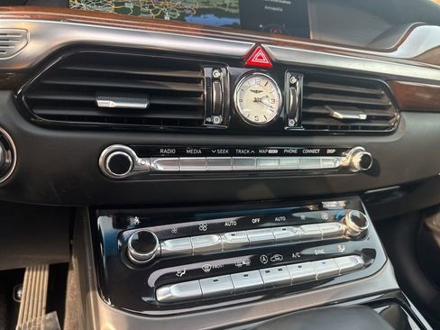 Used 2018 Genesis G90 3.3T Premium image 23