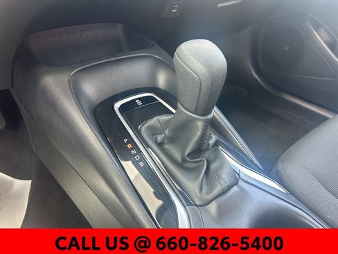 Used 2025 Toyota Corolla LE FWD image 19