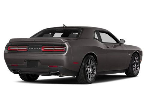 Used 2015 Dodge Challenger R/T Plus RWD image 7