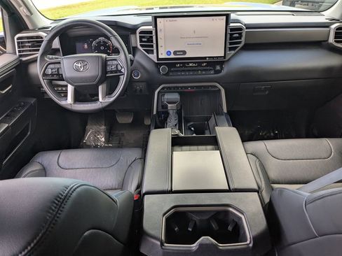 Used 2023 Toyota Sequoia 4WD image 2