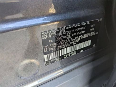 Used 2023 Toyota RAV4 LE AWD/4WD image 16