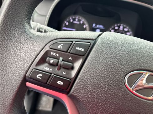 Used 2020 Hyundai Tucson Value w/ Cargo Package image 17