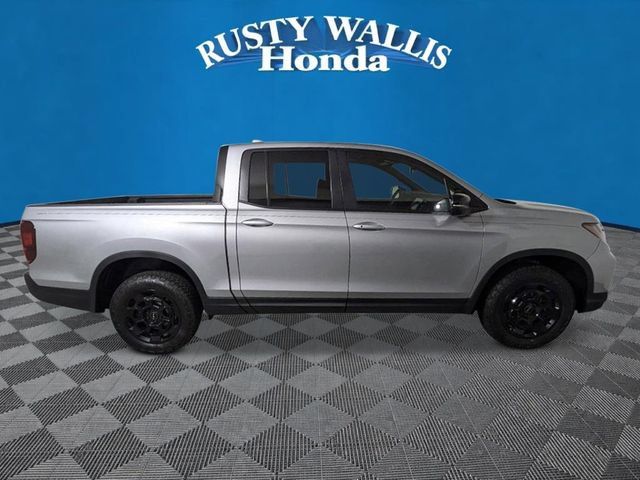 New 2025 Honda Ridgeline TrailSport+ image 2