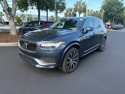Used 2023 Volvo XC90 B5 Core w/ Climate Package AWD/4WD image 8
