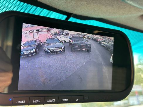 Used 2018 Mercedes-Benz Sprinter 2500 image 16