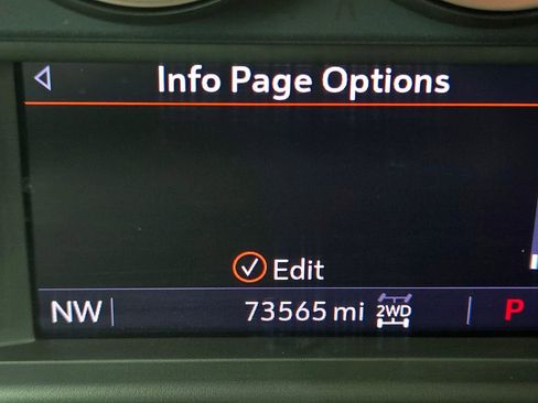 Used 2022 Chevrolet Silverado 1500 LT w/ Z71 Off-Road Package image 12