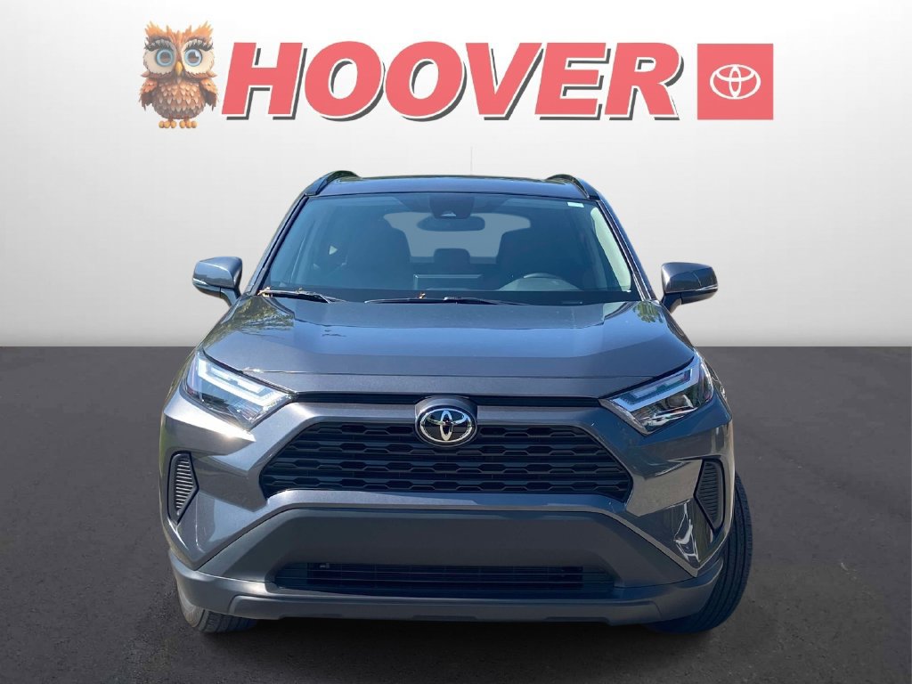 Used 2025 Toyota RAV4 XLE w/ Convenience Package FWD image 3