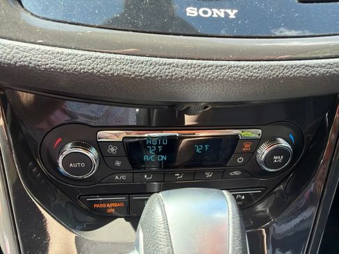 Used 2016 Ford Escape Titanium w/ Equipment Group 301A AWD/4WD image 13