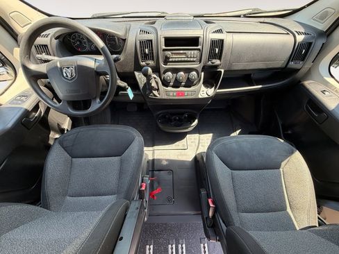 Used 2016 RAM ProMaster 2500 w/ Premium Appearance Group image 7