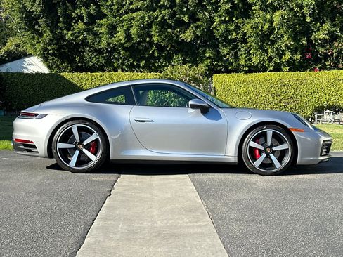 Certified 2024 Porsche 911 Carrera S RWD image 8