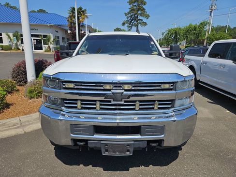 Used 2016 Chevrolet Silverado 2500 LT AWD/4WD image 2