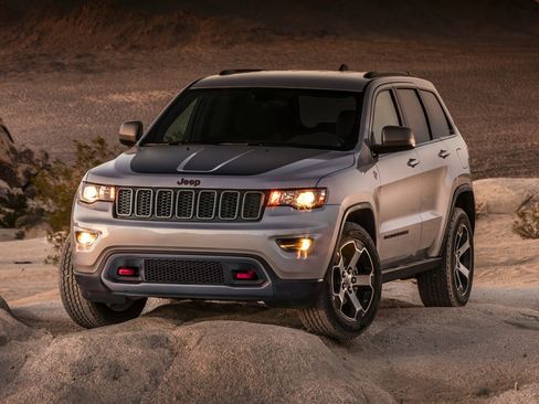 Used 2018 Jeep Grand Cherokee Trailhawk w/ Trailhawk Luxury Group image 1