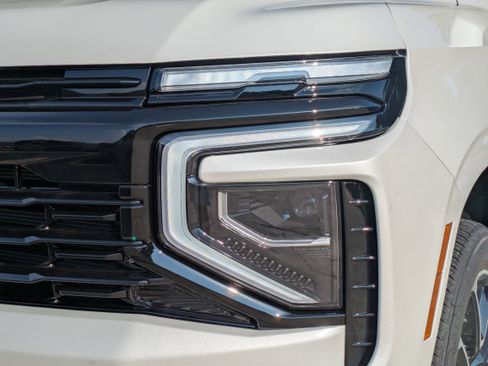 New 2025 Chevrolet Suburban RST w/ RST Capability Package image 31