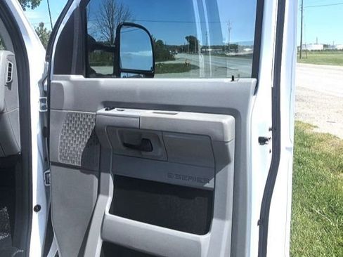 Used 2024 Ford E-350 and Econoline 350 Super Duty w/ Power Windows & Locks Group RWD image 17