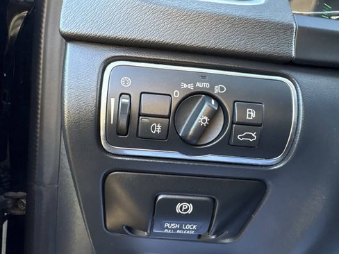 Used 2014 Volvo S60 T5 FWD image 26