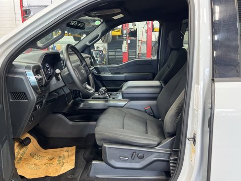 Used 2023 Ford F150 XLT w/ Equipment Group 302A High image 13