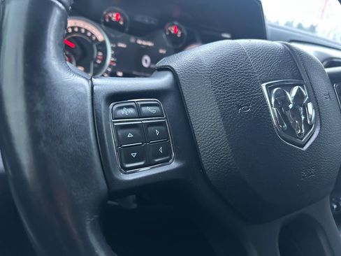 Used 2018 RAM 2500 Big Horn w/ Sport Appearance Group image 17