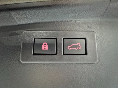 Used 2021 Subaru Outback Limited image 40