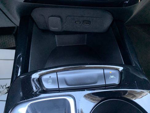 Used 2024 Chevrolet Trax LT w/ Driver Confidence Package image 26