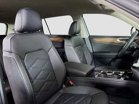 New 2026 Volkswagen Atlas SE image 29