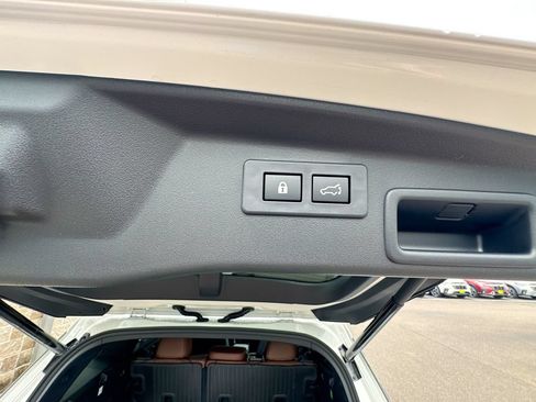 New 2026 Subaru Outback Touring XT AWD/4WD image 36