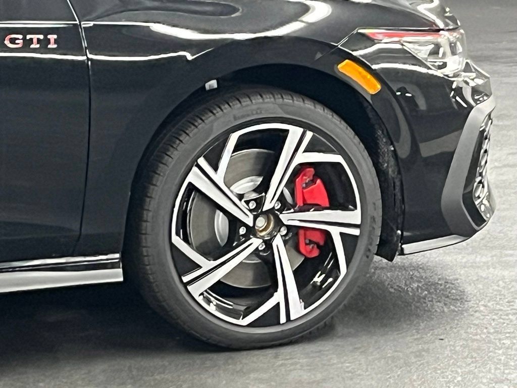 New 2026 Volkswagen GTI SE FWD image 38