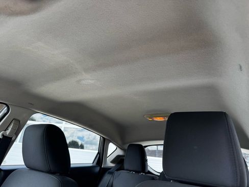 Used 2012 Ford Fiesta SE image 18