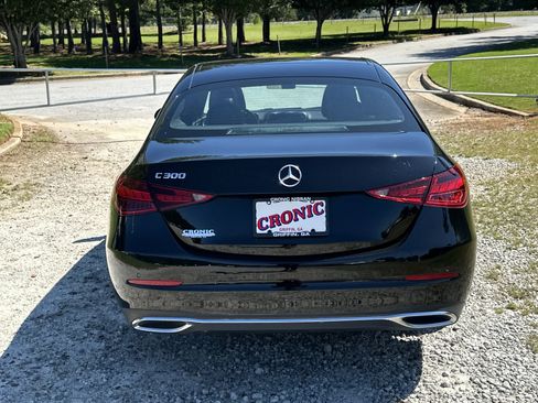 Used 2023 Mercedes-Benz C 300 Sedan w/ Exclusive Trim Package image 6