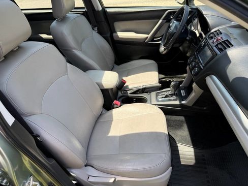 Used 2015 Subaru Forester 2.5i Touring w/ Eyesight & Navigation System AWD/4WD image 13